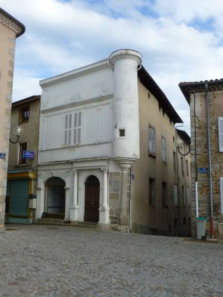 Maison à Saint-Germain-Laval (Loire)